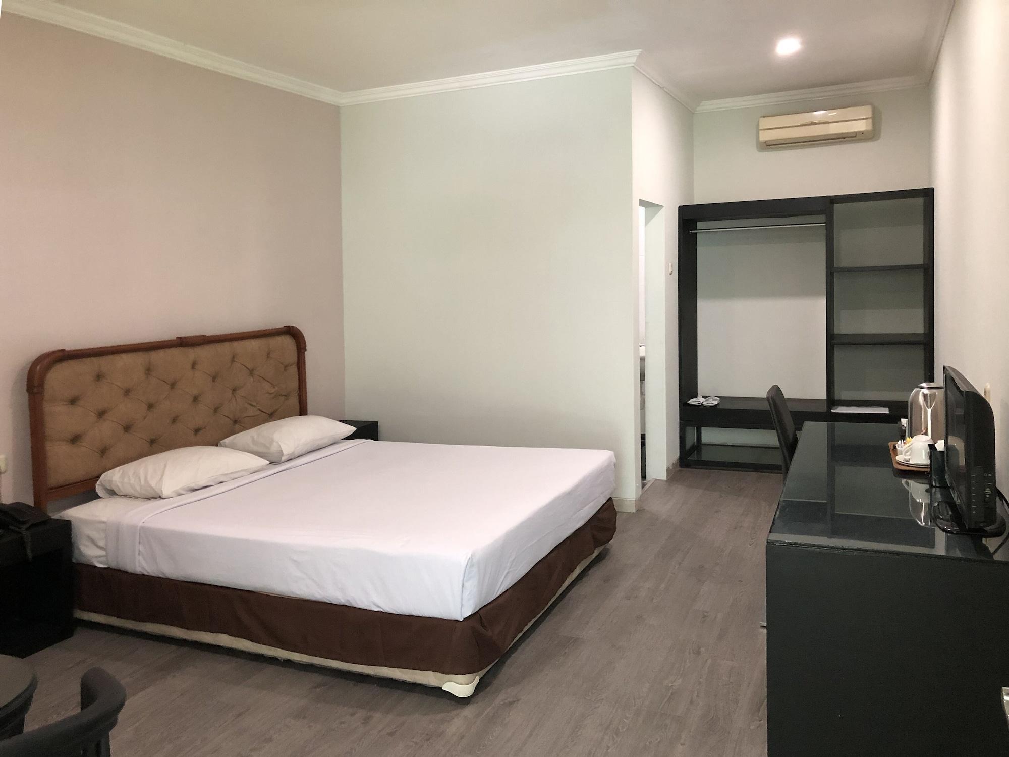 Hotel Sinar 3 Sedati Buitenkant foto