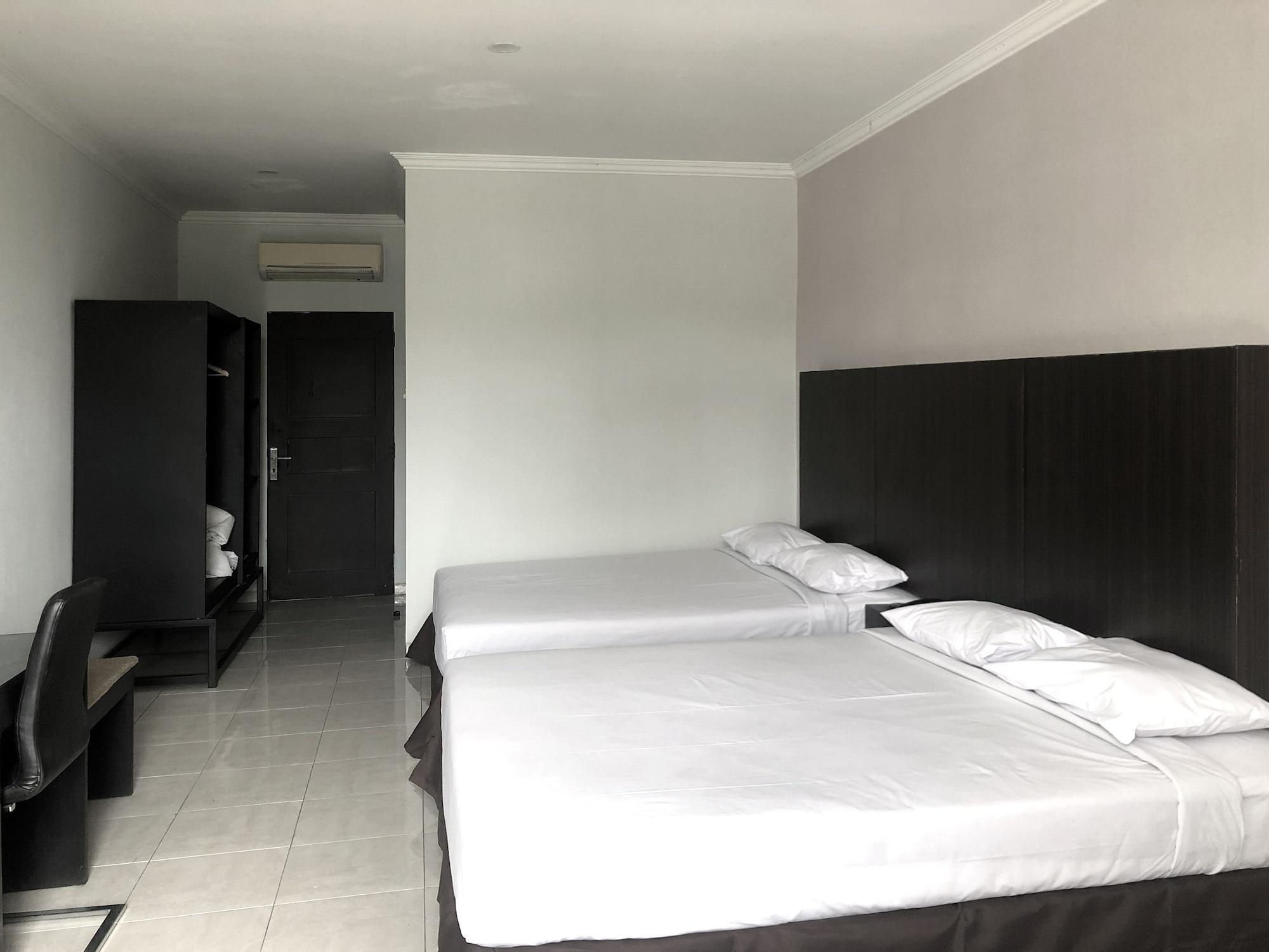 Hotel Sinar 3 Sedati Buitenkant foto