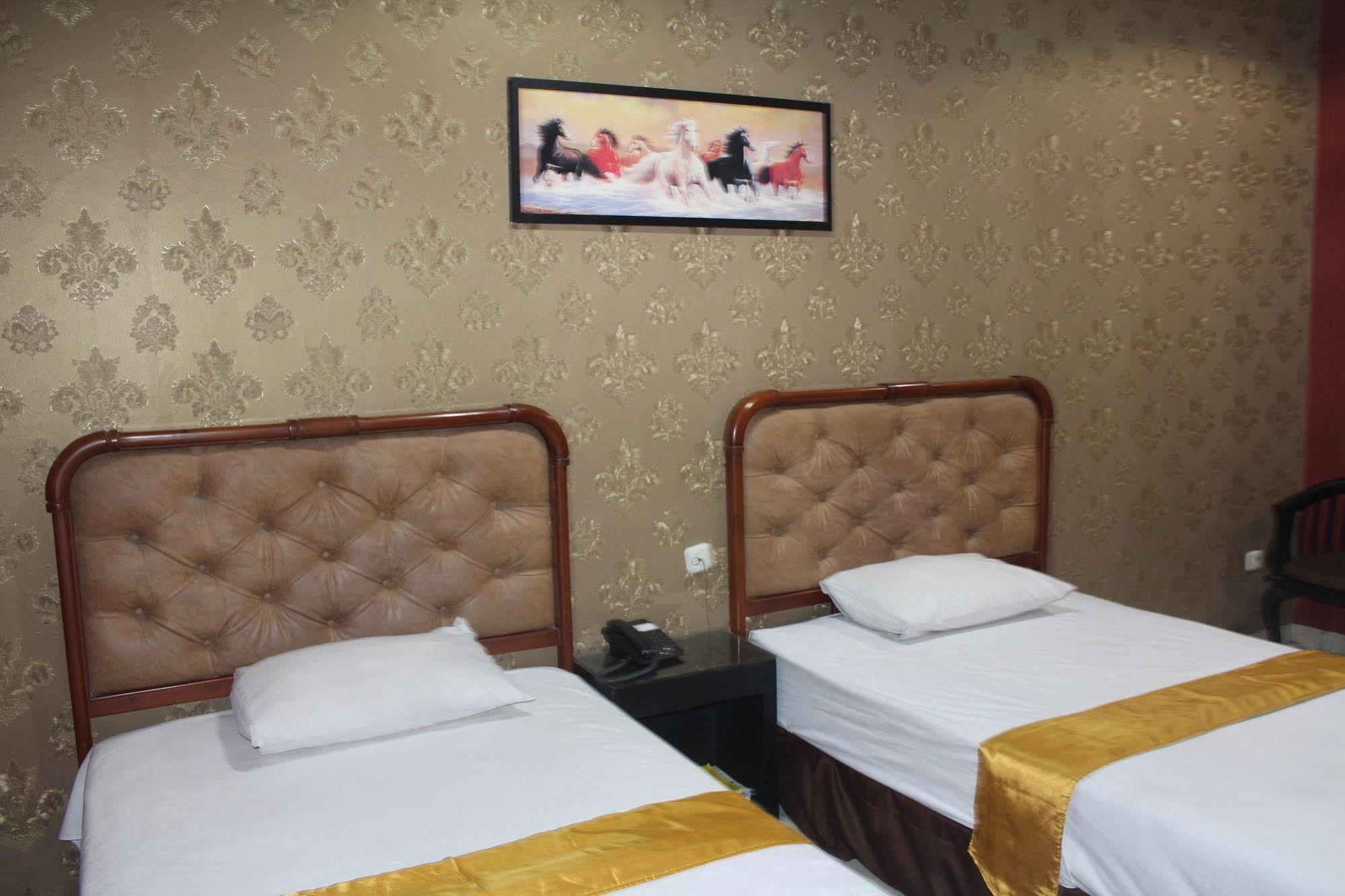 Hotel Sinar 3 Sedati Buitenkant foto